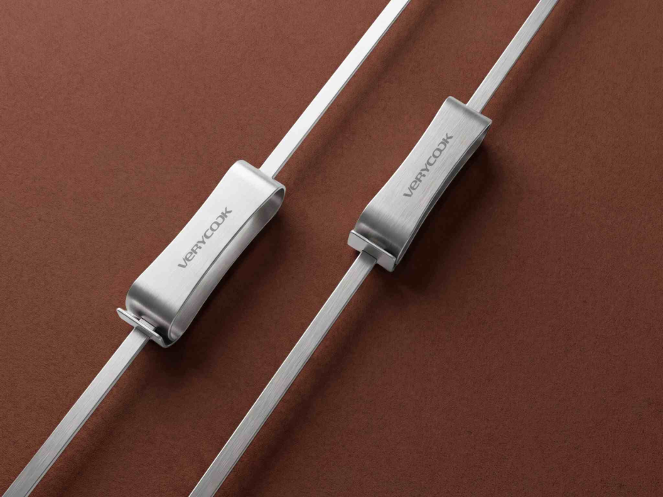 Lot de 4 brochettes en Inox